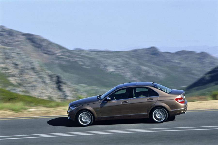  Mercedes-Benz C-Class 2007 года  (фото 131 из 413)